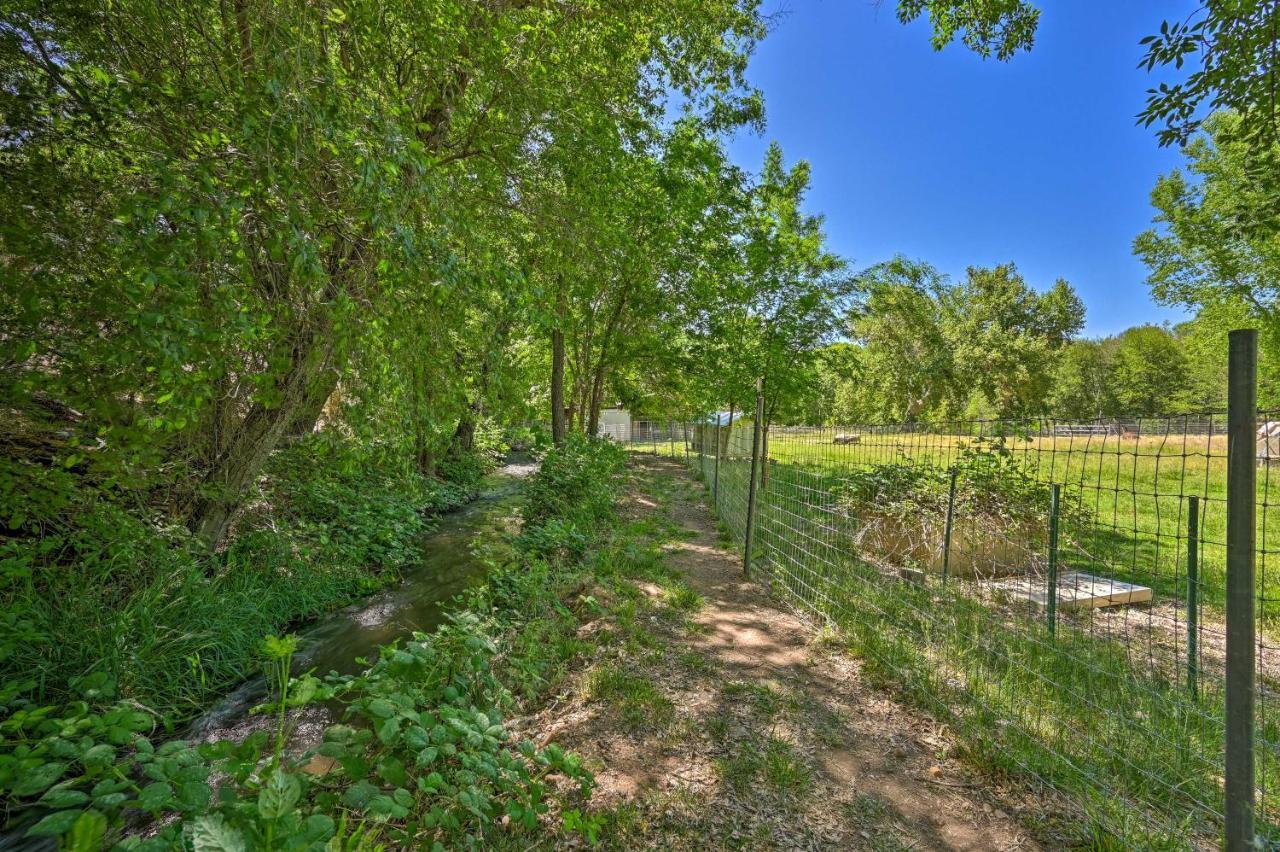 The Farm On Oak Creek Peaceful Cornville Rental! Luaran gambar